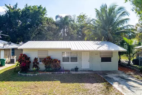 1813 Edgevale Rd, Fort Pierce, FL 34982