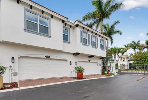 3106 Waterside Cir, Boynton Beach, FL 33436