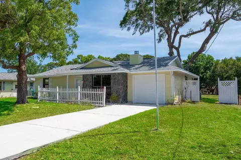 2441 SE Avalon Rd, Port Saint Lucie, FL 34952