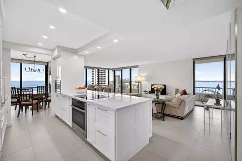 5540 N Ocean Dr #14B, Singer Island, FL 33404