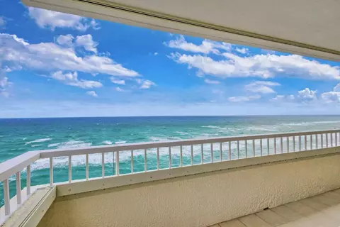 5280 N Ocean Dr #12- B, Singer Island, FL 33404