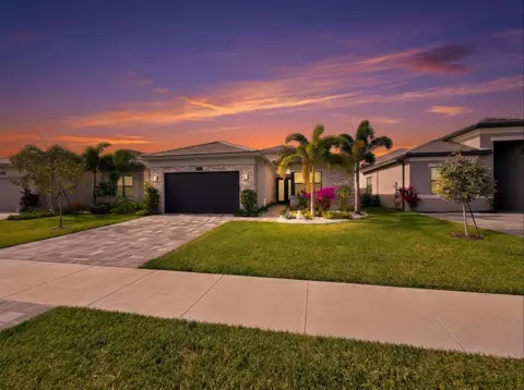 9674 Spruce Woods Dr, Boynton Beach, FL 33473