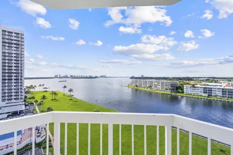 123 Lakeshore Dr #943, North Palm Beach, FL 33408