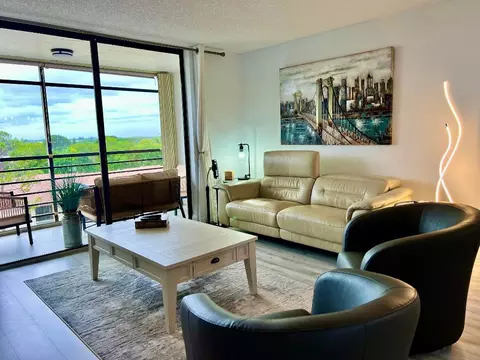7770 Tahiti Ln #602, Lake Worth, FL 33467