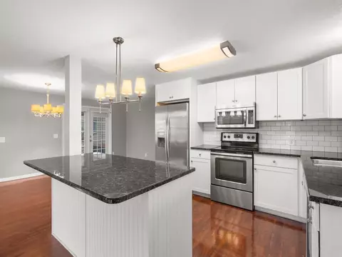 395 NE Jade Cir, Jensen Beach, FL 34957