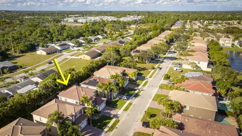 7167 Ivy Crossing Ln, Boynton Beach, FL 33436