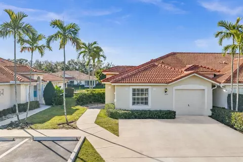5104 N La Sedona Cir, Delray Beach, FL 33484