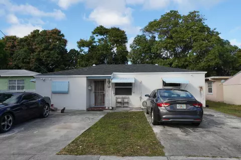 625 NE 130th St, North Miami, FL 33161
