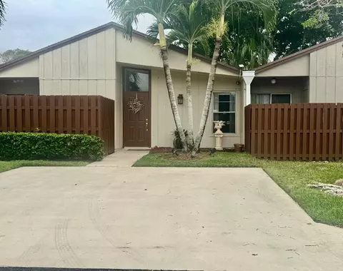 22302 Timberly Dr, Boca Raton, FL 33428