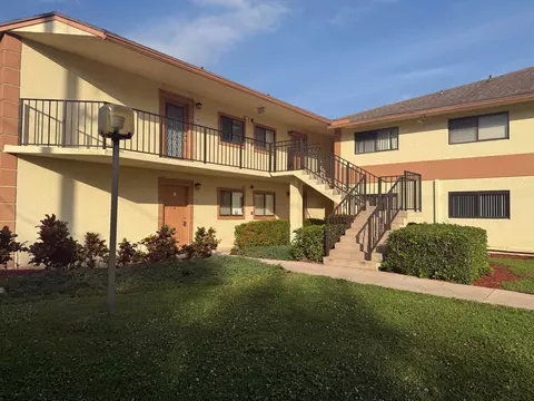 15401 Pembridge Ave #38, Delray Beach, FL 33484