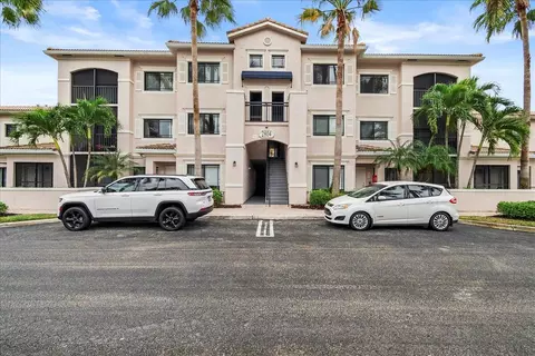 2804 Sarento Pl #303, Palm Beach Gardens, FL 33410