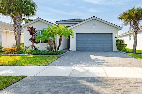 11858 SW Jasper Lake Way, Port Saint Lucie, FL 34987