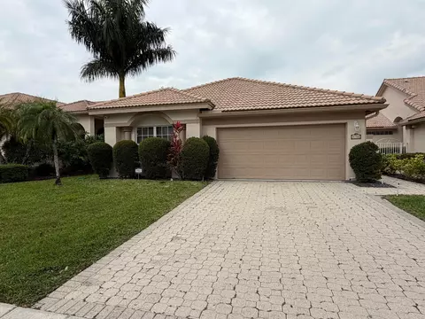 8768 Shoal Creek Ln, Boynton Beach, FL 33472