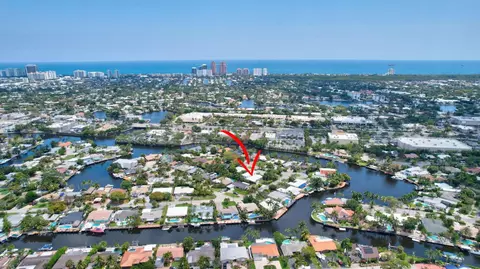 2112 NE 20th Ave, Wilton Manors, FL 33305