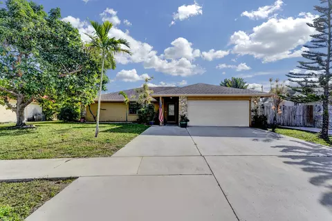 1059 Wynndale Way, Lantana, FL 33462