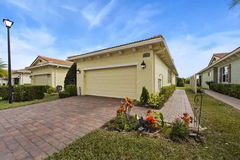 24063 SW Firenze Way, Port Saint Lucie, FL 34986