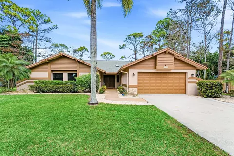 12735 Stone Pine Way, Wellington, FL 33414