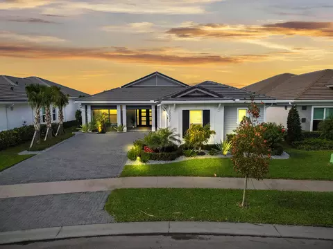 10031 Timber Creek Way, Palm Beach Gardens, FL 33412