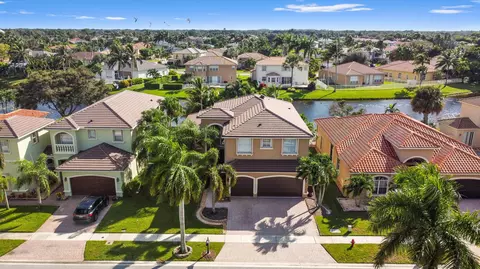 6982 Houlton Cir, Lake Worth, FL 33467