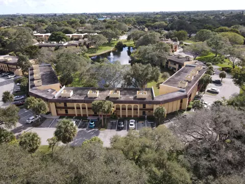 830 SW 9th Street Cir #104, Boca Raton, FL 33486
