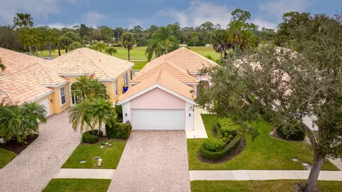 9520 SW Wedgewood Ln, Stuart, FL 34997