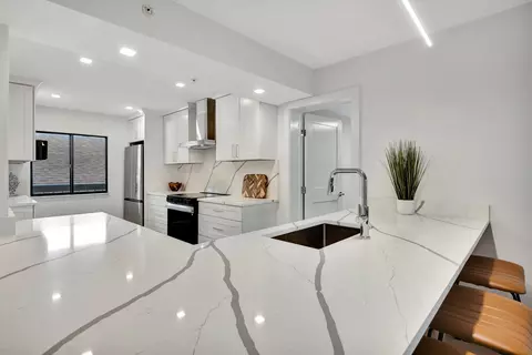 501 Seafarer Cir #204, Jupiter, FL 33477