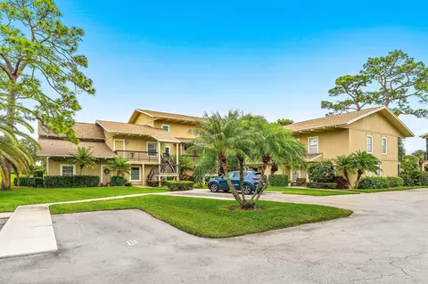 9179 SE Riverfront Ter #F, Jupiter, FL 33469