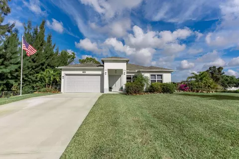 13215 69th St N, The Acreage, FL 33412