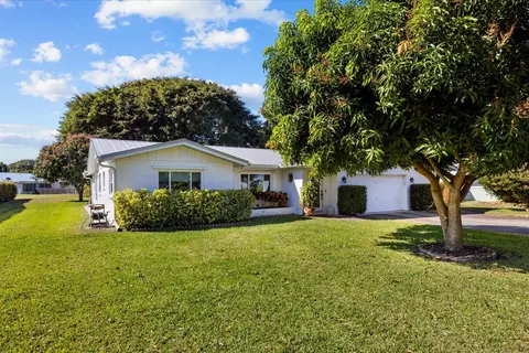 1346 NW Pine Lake Dr, Stuart, FL 34994
