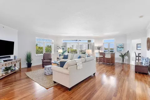 309 E Ocean Ave #205, Lantana, FL 33462