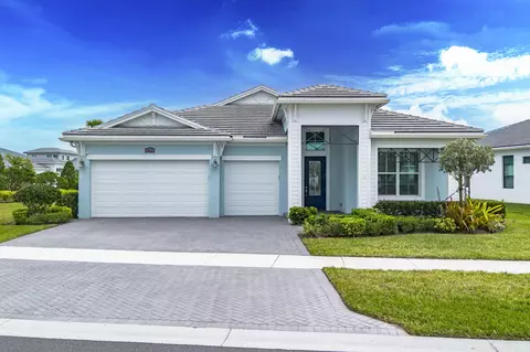 9073 SW Arco Way, Port Saint Lucie, FL 34987