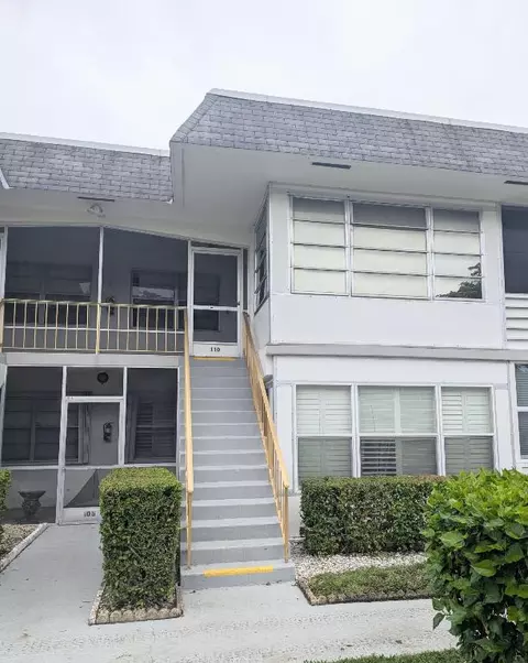 110 Stratford H, West Palm Beach, FL 33417
