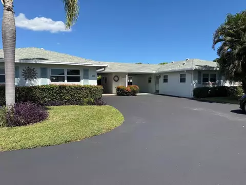 446 Bluebird Ln, Delray Beach, FL 33445