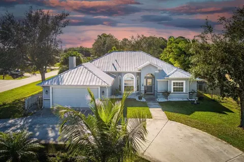1002 SW Hamrock, Port Saint Lucie, FL 34953