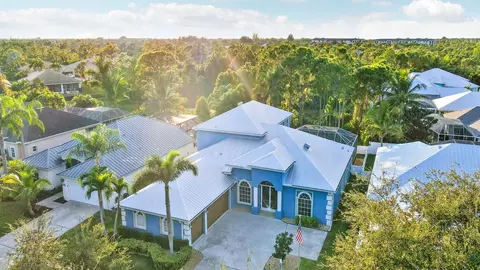 2260 NW Windemere Dr, Jensen Beach, FL 34957