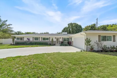 200 NW 2nd St, Delray Beach, FL 33444