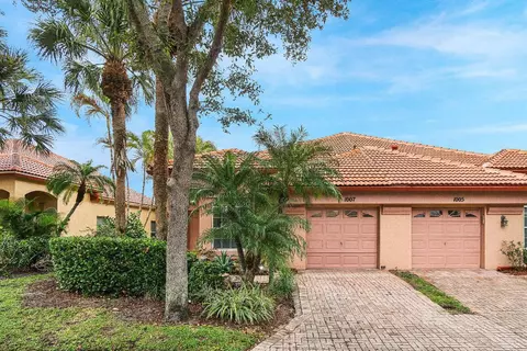 1007 Via Jardin, Riviera Beach, FL 33418