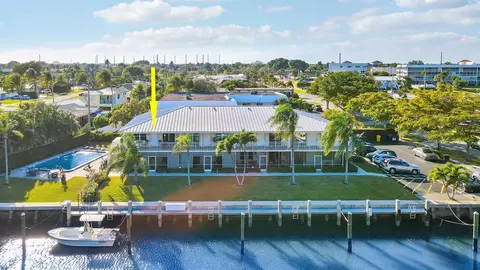 112 Yacht Club Dr #8, North Palm Beach, FL 33408