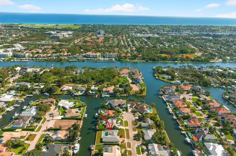 2185 Carib Cir, Palm Beach Gardens, FL 33410