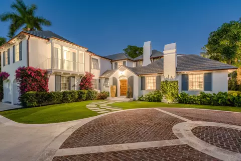 239 Emerald Ln, Palm Beach, FL 33480