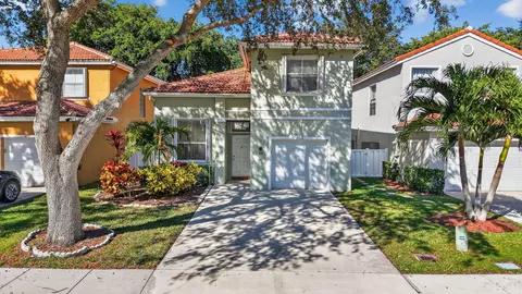 6765 Green Island Cir, Lake Worth, FL 33463