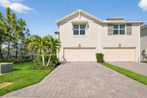 5624 SEdgewater Cir, Stuart, FL 34997