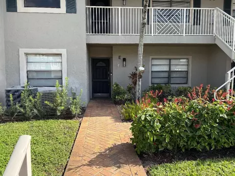 50 Stratford Ln #E, Boynton Beach, FL 33436