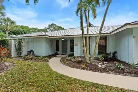18861 Misty Lake Dr, Jupiter, FL 33458