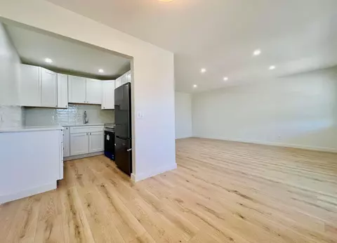 130 Chatham F, West Palm Beach, FL 33417