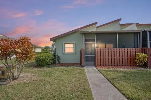 1732 W Sanderling Ln #1, Fort Pierce, FL 34982