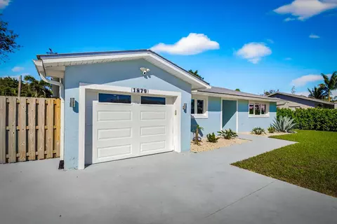 1879 SE Madison, Stuart, FL 34997