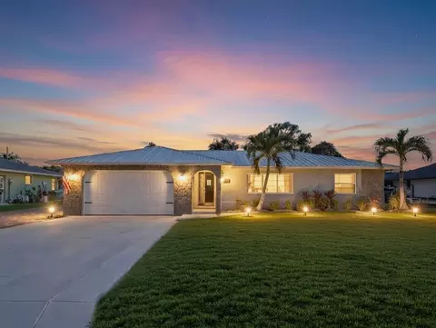 2485 SE Saphire Ter, Port Saint Lucie, FL 34952