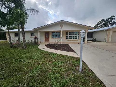 7301 Cabana Ln, Fort Pierce, FL 34951