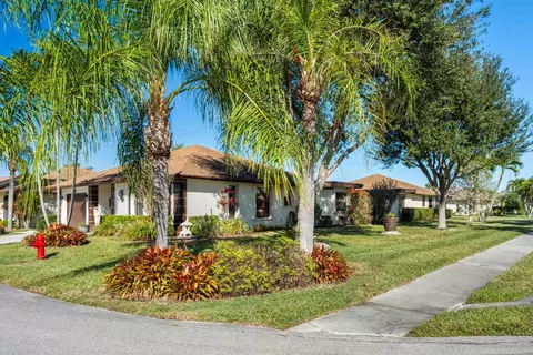 6251 Blue Baneberry Ln, Greenacres, FL 33463